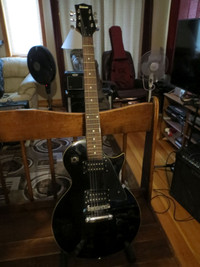 univox electric guitar, amp mint condition just reduced, $369.00