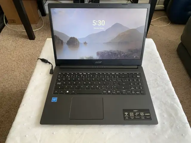 ACER ASPIRE ONE CHOME OS in Laptops in St. Albert - Image 3