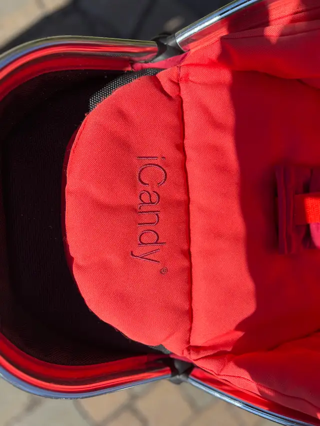 iCandy Peach stroller & bassinet (original value over 2,600$) in Strollers, Carriers & Car Seats in City of Montréal - Image 4