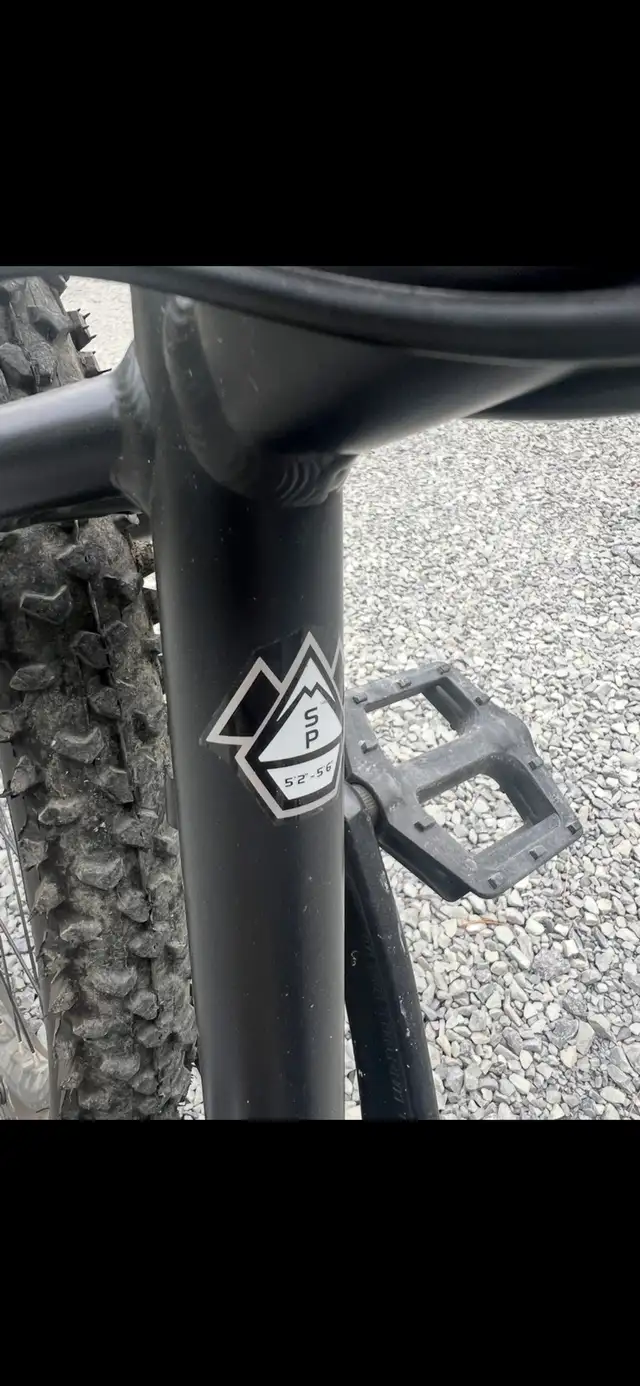 Diadora Mountain Bike, 21-Speed Mint shape!! in Mountain in Kingston - Image 7