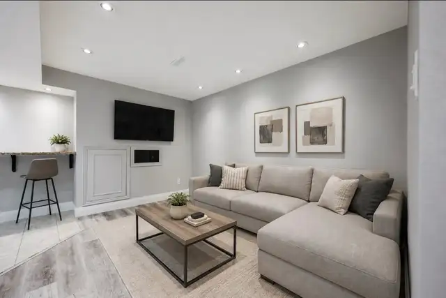 Inclusive 2 Bedroom walkout Basement Orangeville in Long Term Rentals in Oakville / Halton Region - Image 2