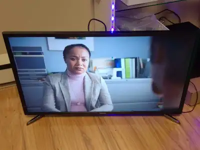 smart tv samsung 32p belle wifi YouTube HD LED A1, View more