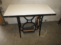 PORCELAIN TOP SEWING MACHINE BASE TABLE KITCHEN COFFEE DESK