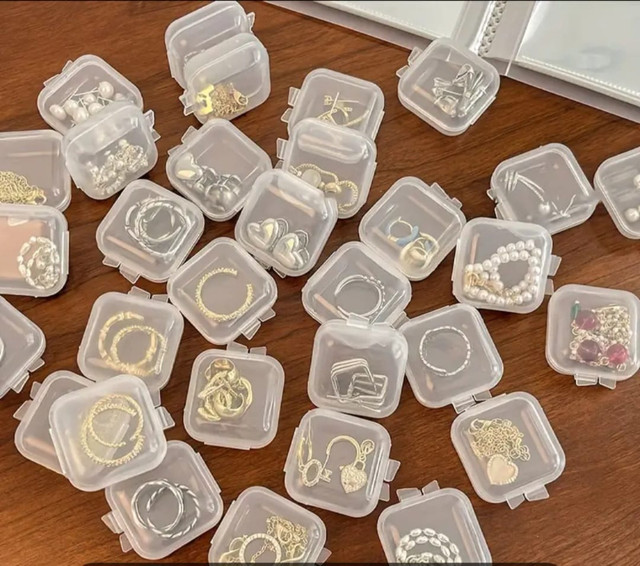 Tiny transparent boxes for jewelry 10 boxes for5 in Jewellery & Watches in Calgary