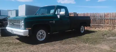 250 6 cyl automatic great running driving project was insured and reg in 2025 in red deer box was of...