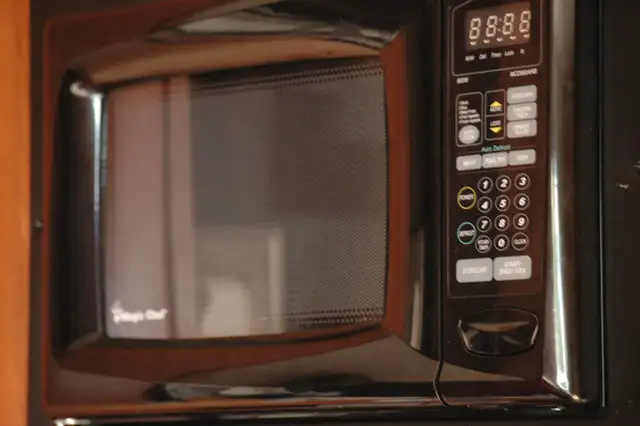 Travel Trailer in Travel Trailers & Campers in Kingston - Image 10