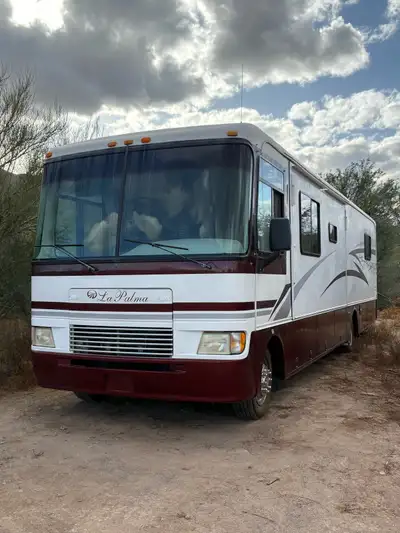 2000 Monaco La Palma motorhome 10 cyl automatic. One slide. 82000 miles. everything works. Good cond...