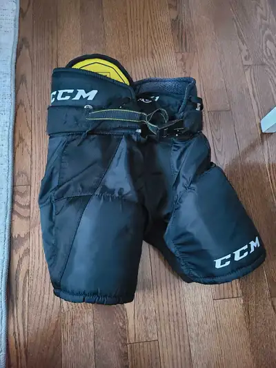 Youth Large Hockey Pants, View more