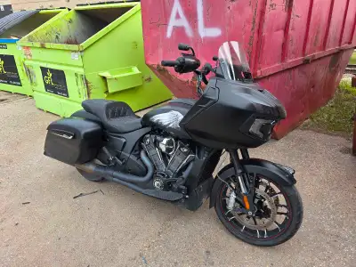2020 Indian Challenger Darkhorse Bassani 2 into 1 exhaust Spadofora Choppers T bars Indian heated se...