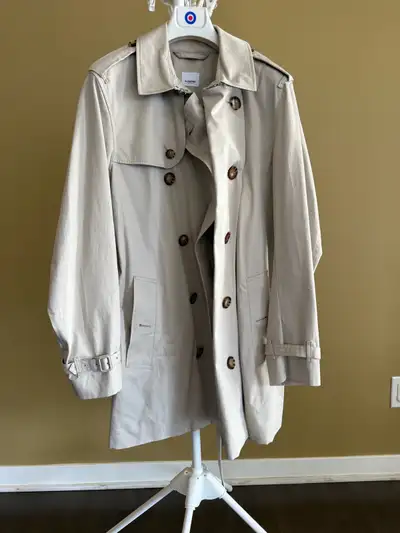 Burberry trench coat men’s new, View more