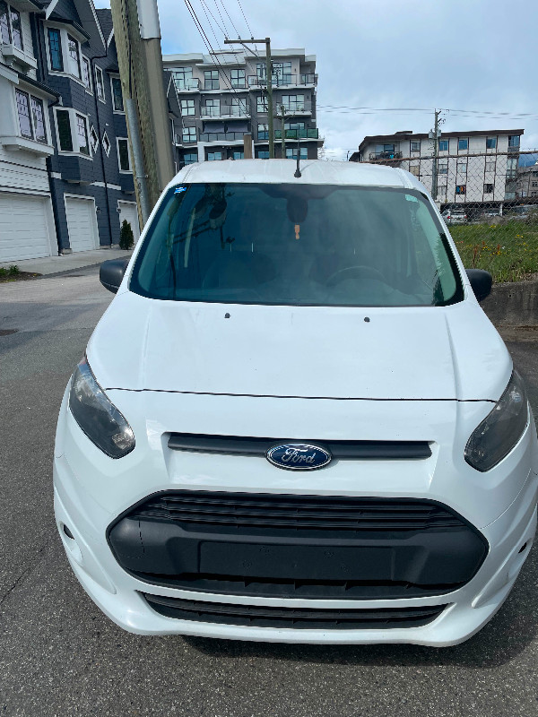 2014 Ford Transit connect in Cars & Trucks in Burnaby/New Westminster - Image 3