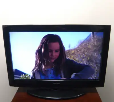 32" Toshiba HD TV with remote, View more