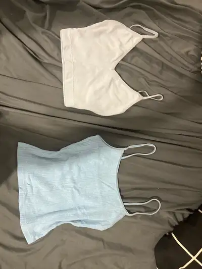 Lot de 10 hauts pour femmes( xs-s)(garage,Zara,shein,h&m), View more