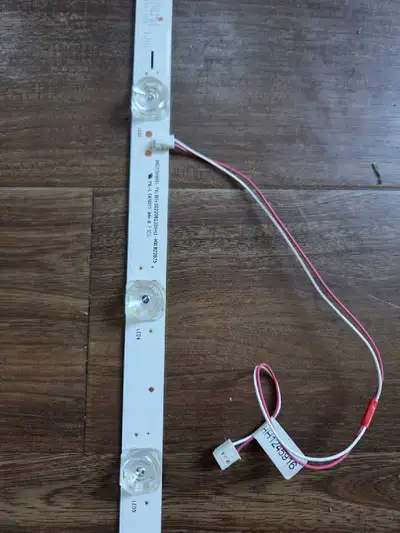 Hisense 32A4KV 32" LED TV Backlight Strip, View more