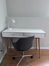 CANVAS Copenhagen 2-Drawer Desk & Swivel Chair (St. John's)