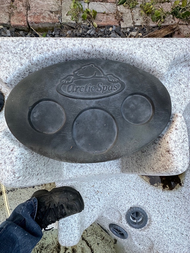 Free Hot Tub Free Stuff Edmonton Kijiji