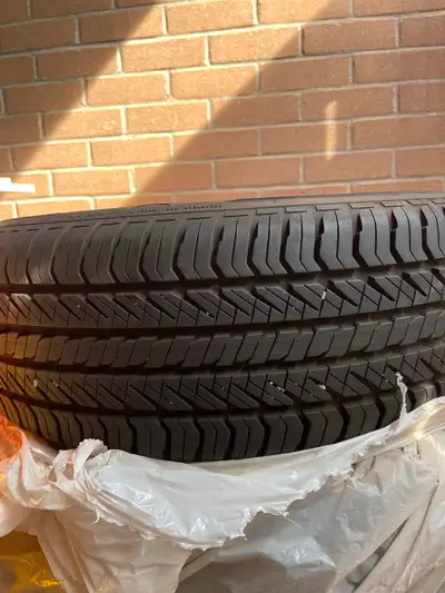 Salut j’ai 4 pneus d’étè a vendre de marque general dimension 215/60R17 presque neufs avec mags etai...