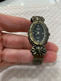 Vintage looking women’s bracket watch - new never used - $10.00