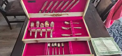 This is a set of 1847 Rogers Bros silver plated cutlery in its original display case. * Brand: 1847...