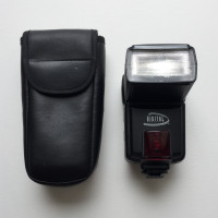 Digital Concepts 952AF/CAN Film/Digital Camera E-TTL Flash