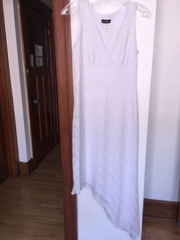 Le chateau robe blanche discount