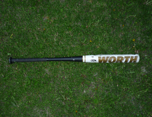 $30/$50 Worth Storm / Louisville Slugger aluminum softball bats in Baseball & Softball in Sudbury