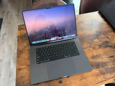 M3 MacBook Pro 16" 36GB Ram 512GB SSD 99% Battery Health, View more