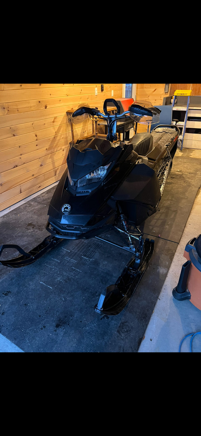 2019 Skidoo Summit X 850 in Snowmobiles in North Bay