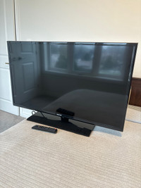 40" Full HD Flat TV H5003 Series 5