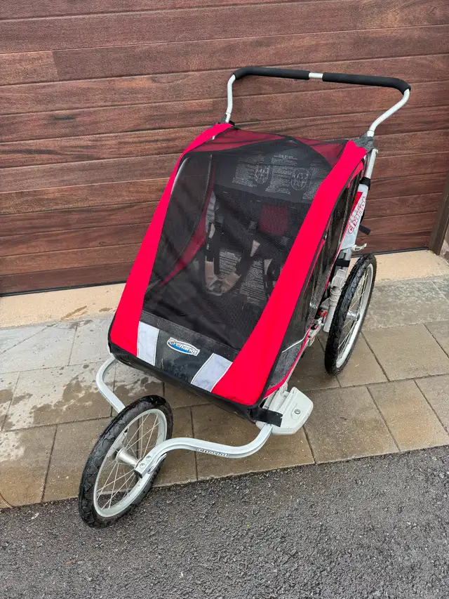 Double walking/ jogging stroller in Strollers, Carriers & Car Seats in Oakville / Halton Region - Image 2