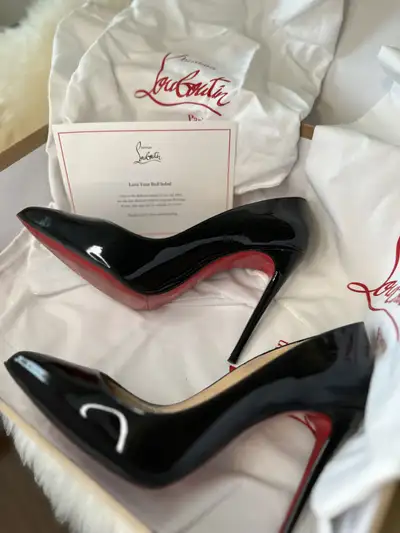 Pre-loved, signs of wear. Features: * Brand: Christian Louboutin * Style: So Kate * Heel Height: 120...