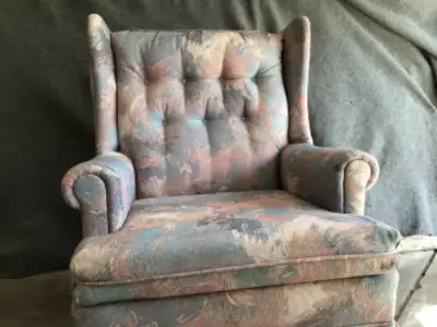 Couch (3 seater) and matching chair