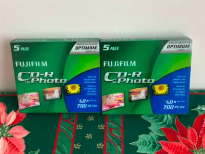 Lot 10$. Fujifilm Blank CD-R For Photos in Jewel Case 5-Pack 700 MB 48x.