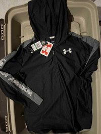 YOUTH - BNWT UNDERARMOUR ZIPPED HOODIE Brand new with tags
