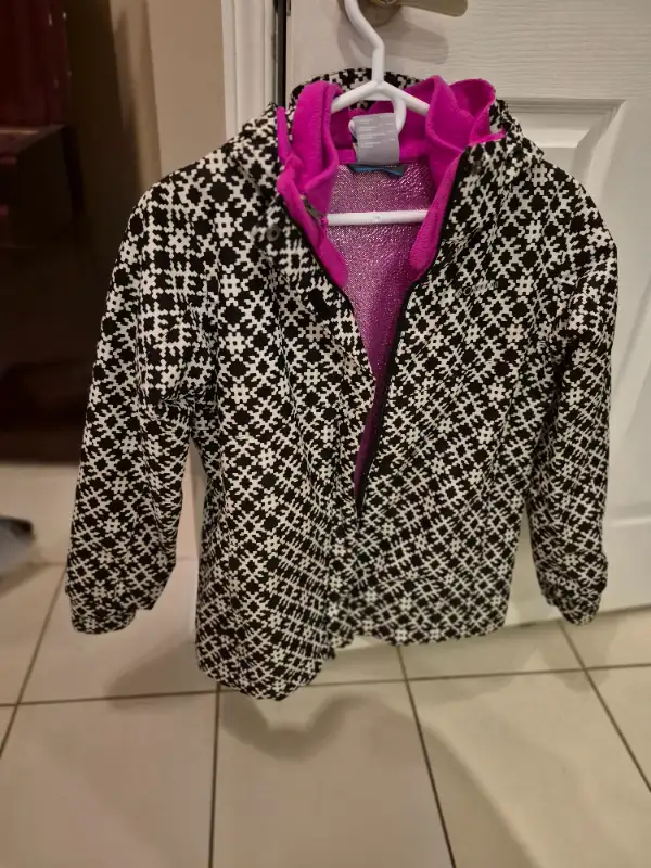 Girls columbia jacket - size large in Kids & Youth in Oakville / Halton Region - Image 2