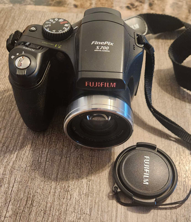 Hardly used Fujifilm camera and accessories.  in Cameras & Camcorders in Edmonton