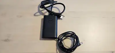 Dell 65W Charger/Adapter This product is compatible with the following systems: Chromebook 11 3120 C...