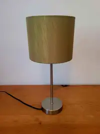 Lampe de chevet / Bed side lamp