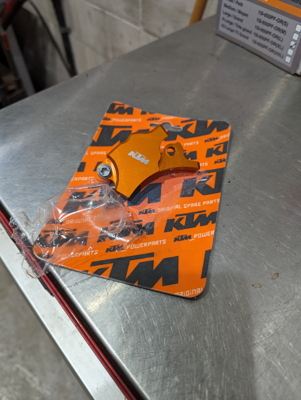 KTM Case Guard in Motorcycle Parts & Accessories in Calgary - Image 3