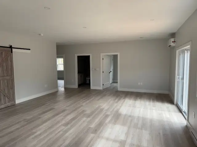 BRAND NEW IN MIDDLE SACKVILLE62864377583491123