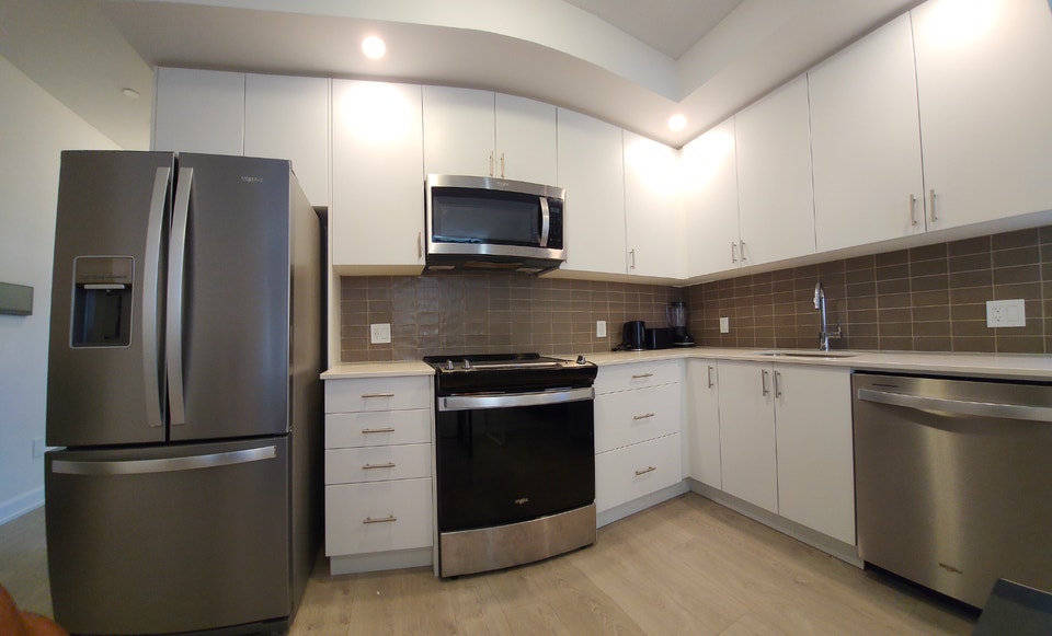 2 bedroom + 1 bathroom Condo in Oakville (Dundas - Trafalgar) 5