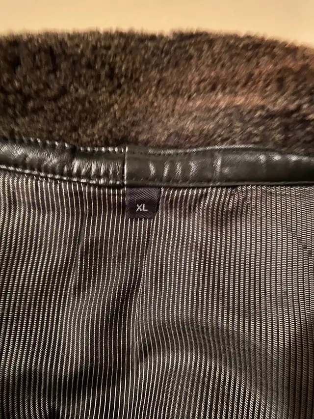 Echtes Leder Leather Jacket for men in Men's in Laval / North Shore - Image 5