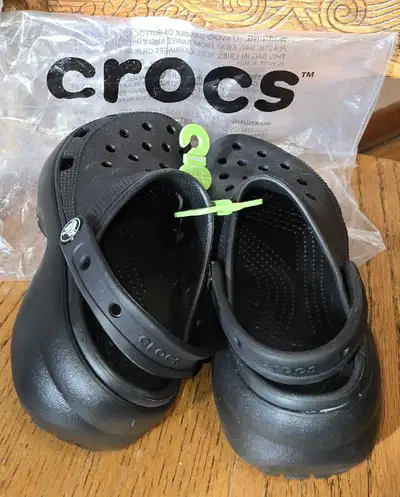 NEW! Platform (Chunky) Crocs Childrens/Youth Size 12-1 (narrow f, View more
