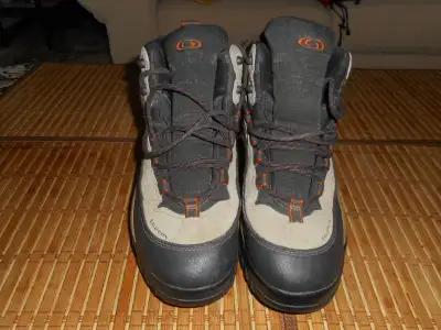 SALOMON SM 9 Hiking Boots Men’s 9 Waterproof, View more