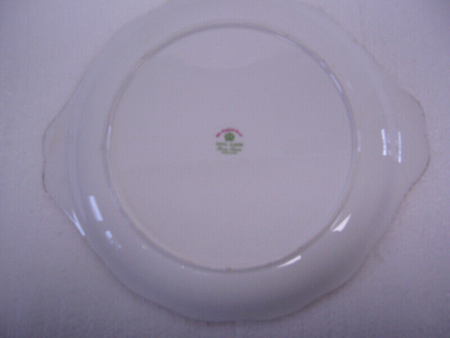 Vtg Royal Albert “Old English Rose” Cake/Sandwich Plate in Arts & Collectibles in Dartmouth - Image 2