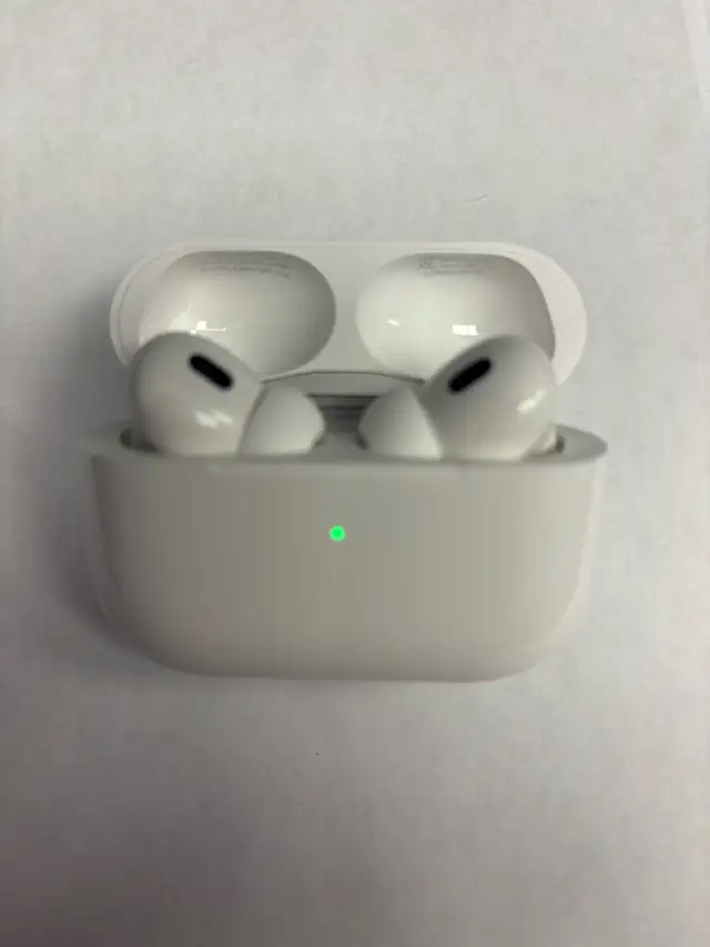 apple EarPod pro 2 in Headphones in Red Deer - Image 2