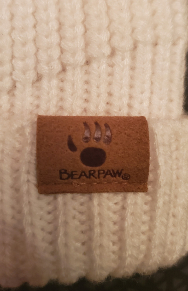 Bearpaw Toddler Winter Hat - Great Condition in Kids & Youth in Markham / York Region - Image 2