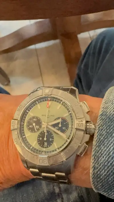 Chronograph with extra links, 9 months old with 3 years 3 months warranty left excellent condition,...