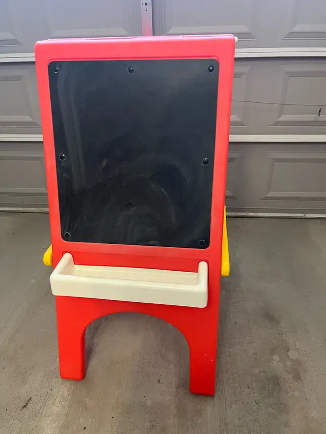 vintage Little Tikes double-sided art easel