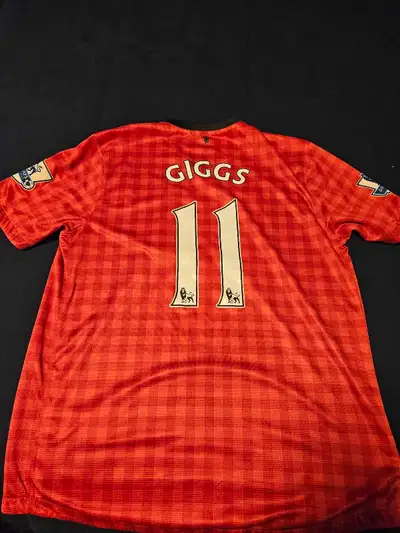 Man United Jersey #11 Giggs, View more